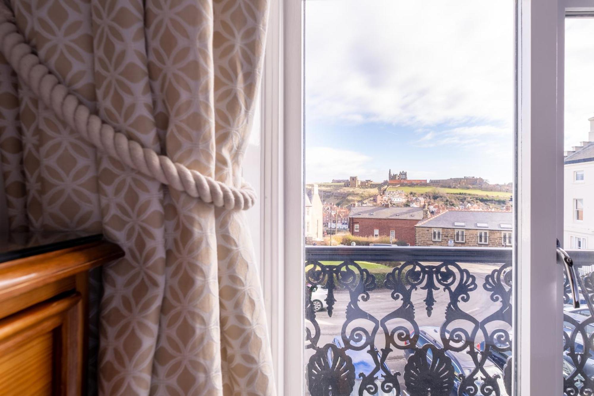 Number 7 Guest House Whitby Ngoại thất bức ảnh